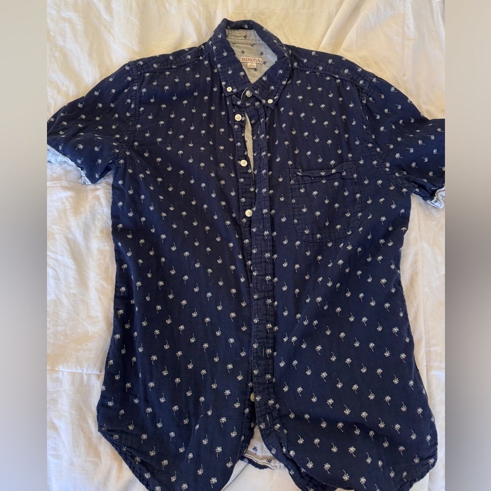 Merona Mens Casual Button Down Shirt - Navy with Palm Trees